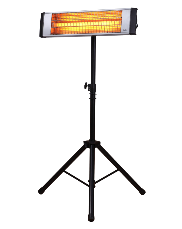 Lamp infrared heater, indoor and outdoor used, with chrome steel grille.