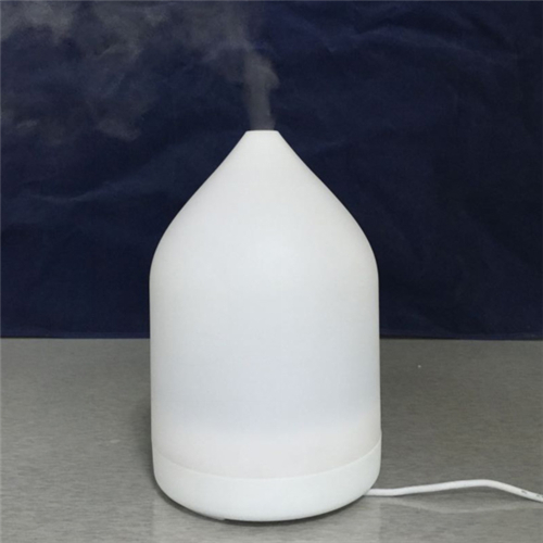 100ml wholesale Aroma Humidifier with Color Changing led light