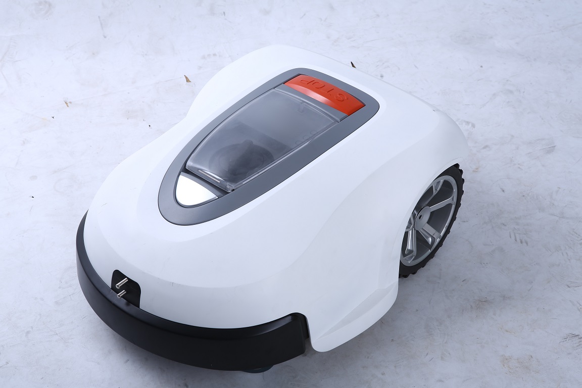Robot  Lawn Mower, features: Automatic cutting & recharging