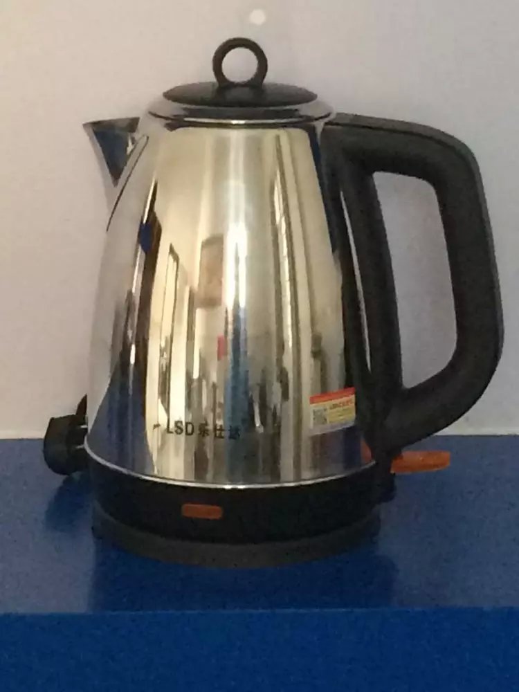 Electric kettle 