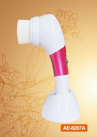 New facial cleansing massager 
